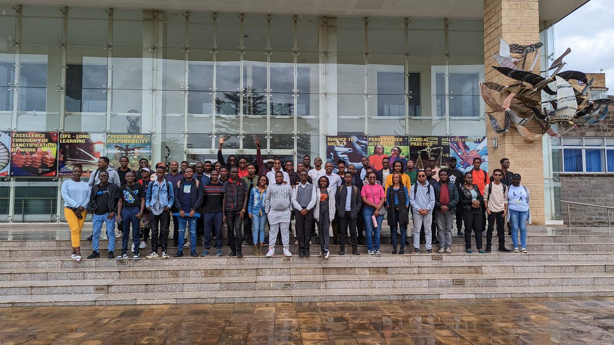angular_kenya's tweet photo. What a day🅰️🎉
From taking a sneak peek into @angular v16, micro-frontends, use of async pipes to Angular forms, we had a day full of learning &amp; fun. Thank you all for coming &amp; we can't wait to see you again soon 🙌🏾
#AngularKenya #Angular https://t.co/nnAiyhrzvz
