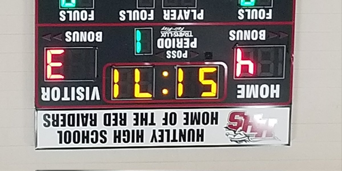Boys are 2-0 at the home quad so far. Throwing it back to <a href="/huntleygirlsvb/">HUNTLEYGIRLSVB</a> DS, Eilish Reagan, on the scoreboard.