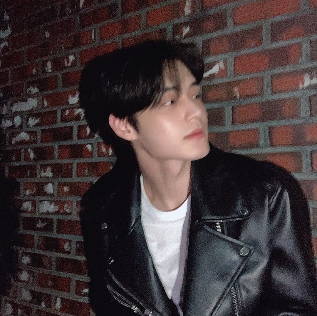 goodboychilde's tweet photo. ㅤ   ㅤ ㅤ   ㅤ– ...
ㅤ   ㅤ ㅤ   ㅤ– Ⲧo ɴα̃o https://t.co/aROYtcdwtw