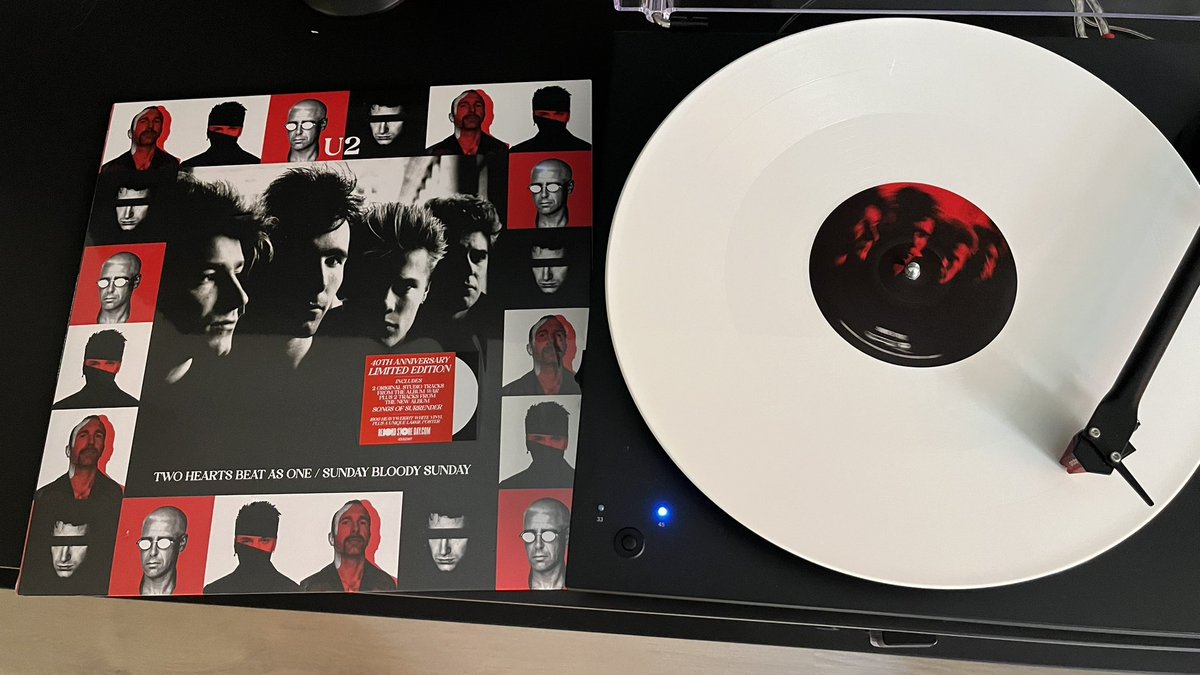 U2Barcelona's tweet photo. Record Store Day 4 track EP.
#RSD2023 #U2 #War40 https://t.co/cE2RTztgU5