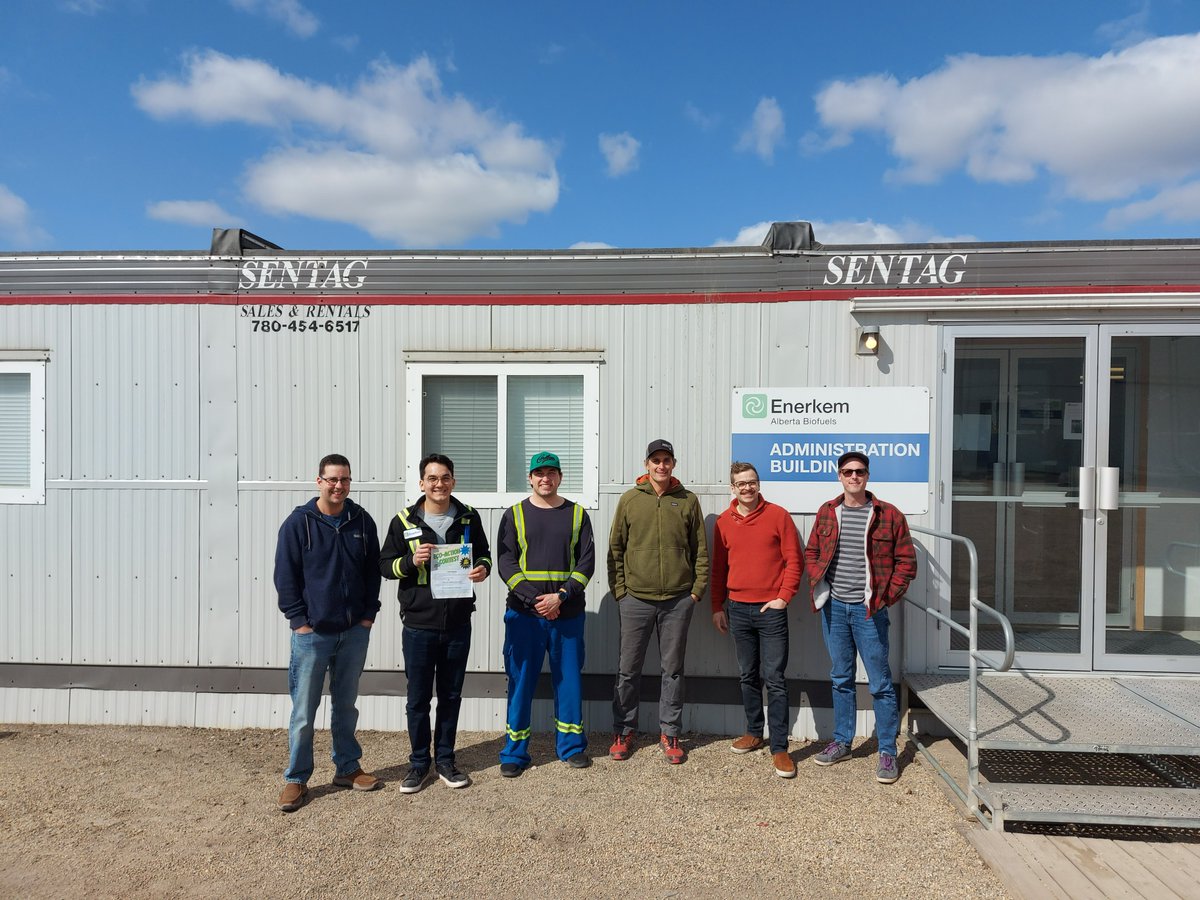 Enerkem's tweet photo. 🌍#EarthDay is an opportunity to raise awareness, honour efforts and reflect on our impact. At our company, April was dedicated to the ECO-Action contest, conference, #GHG offsetting, and daily work to build a circular economy and a sustainable future! 🔄 https://t.co/RGd4pKuMgr
