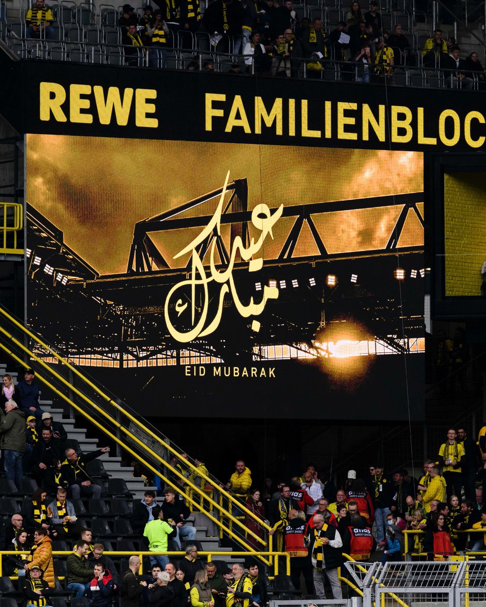 BlackYellow's tweet photo. Selamat Hari Raya and Eid Mubarak to everyone celebrating around the world 💛 https://t.co/jVz1RjGMyI