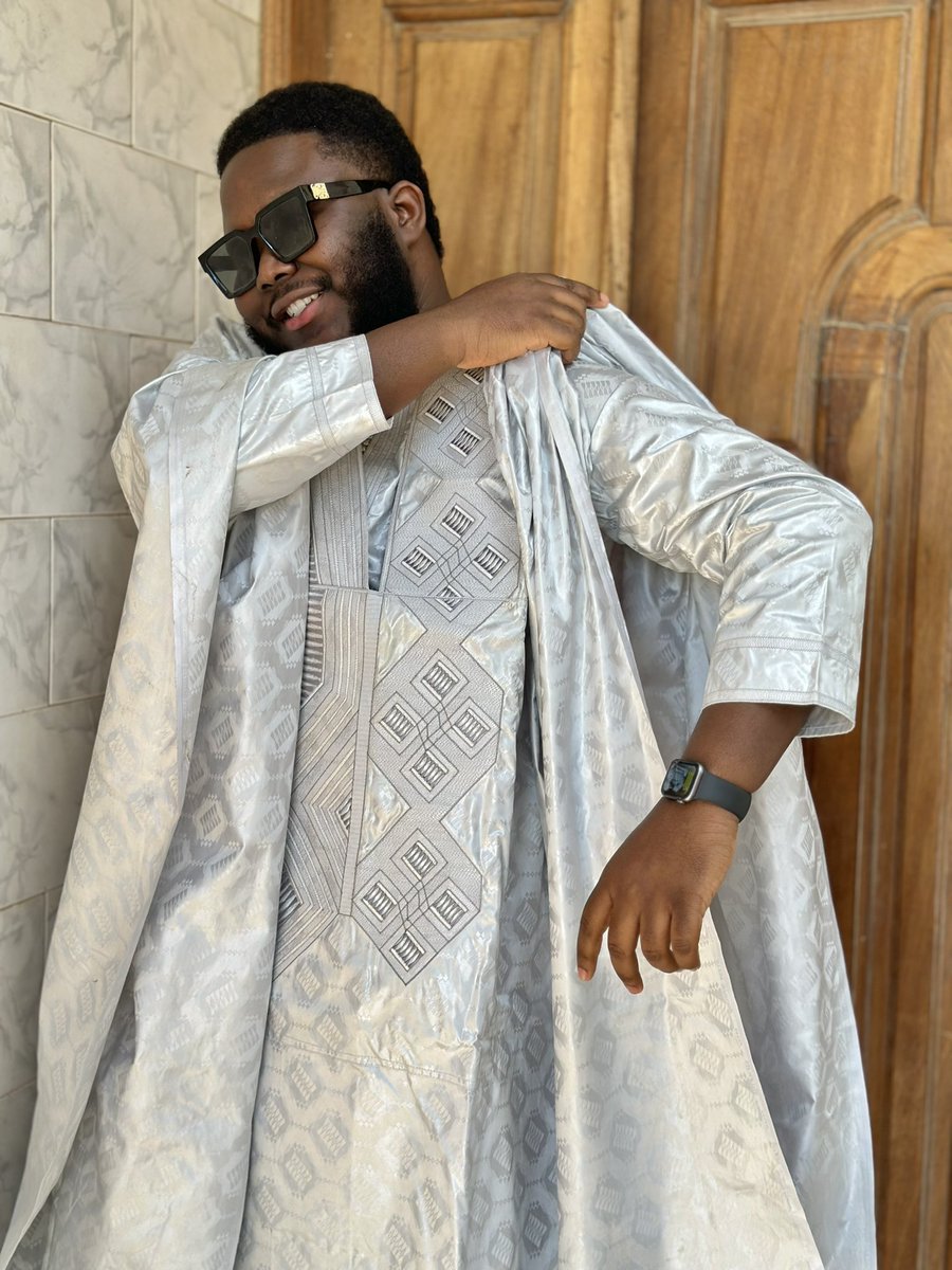 tiige_'s tweet photo. Dewenaty la famille ❤️
#SunuSelfieKorite2023 
#EidMubarak https://t.co/MIMu5lcuAA