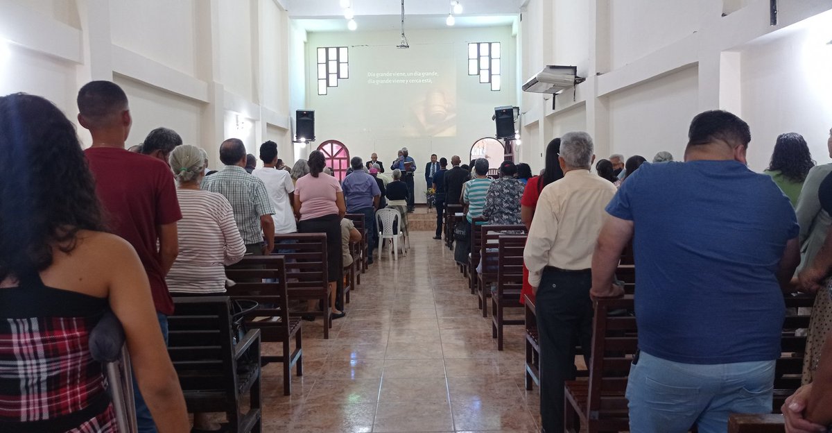 Culto de hoy 18.03.2023 IASD GUATIRE CENTRAL

Predicador: Roberto Marcano
Dando incio a la semana de unidad familia en los grupos pequeños.