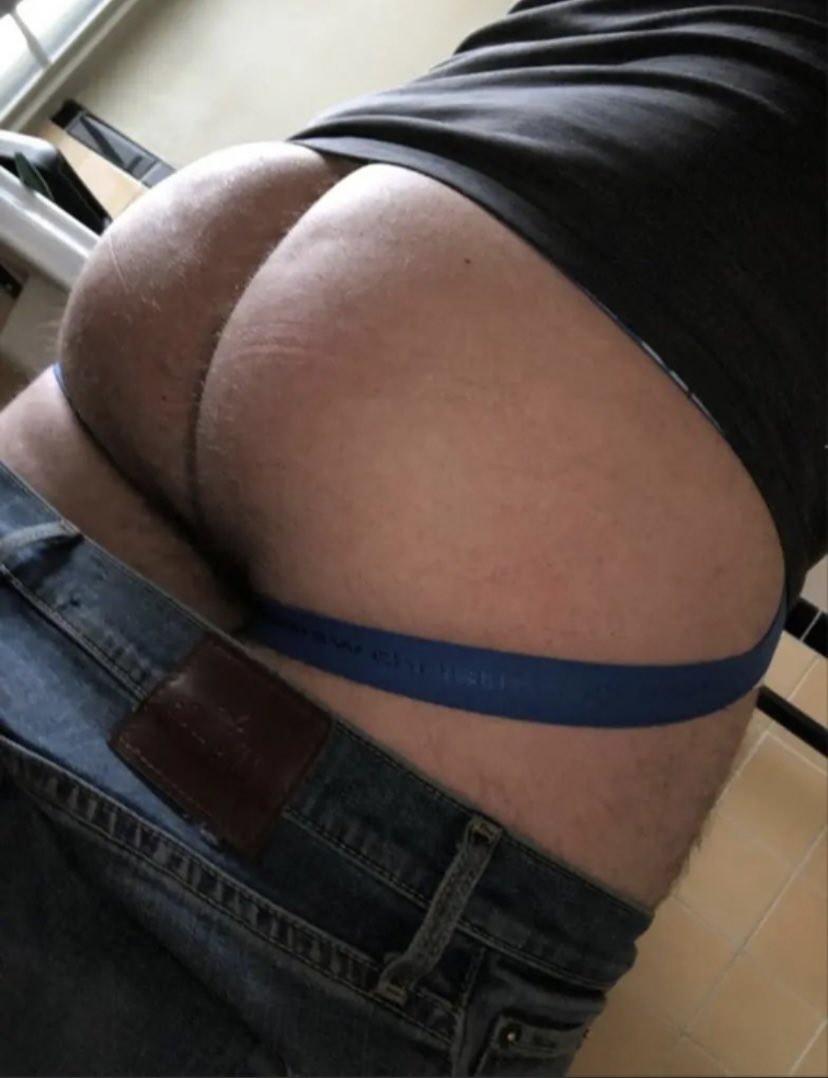 jakeyboy2021's tweet photo. Which would you rather play with?
Front or the back
Comment for front rt for back 😜 https://t.co/LNHtcmdcZf
