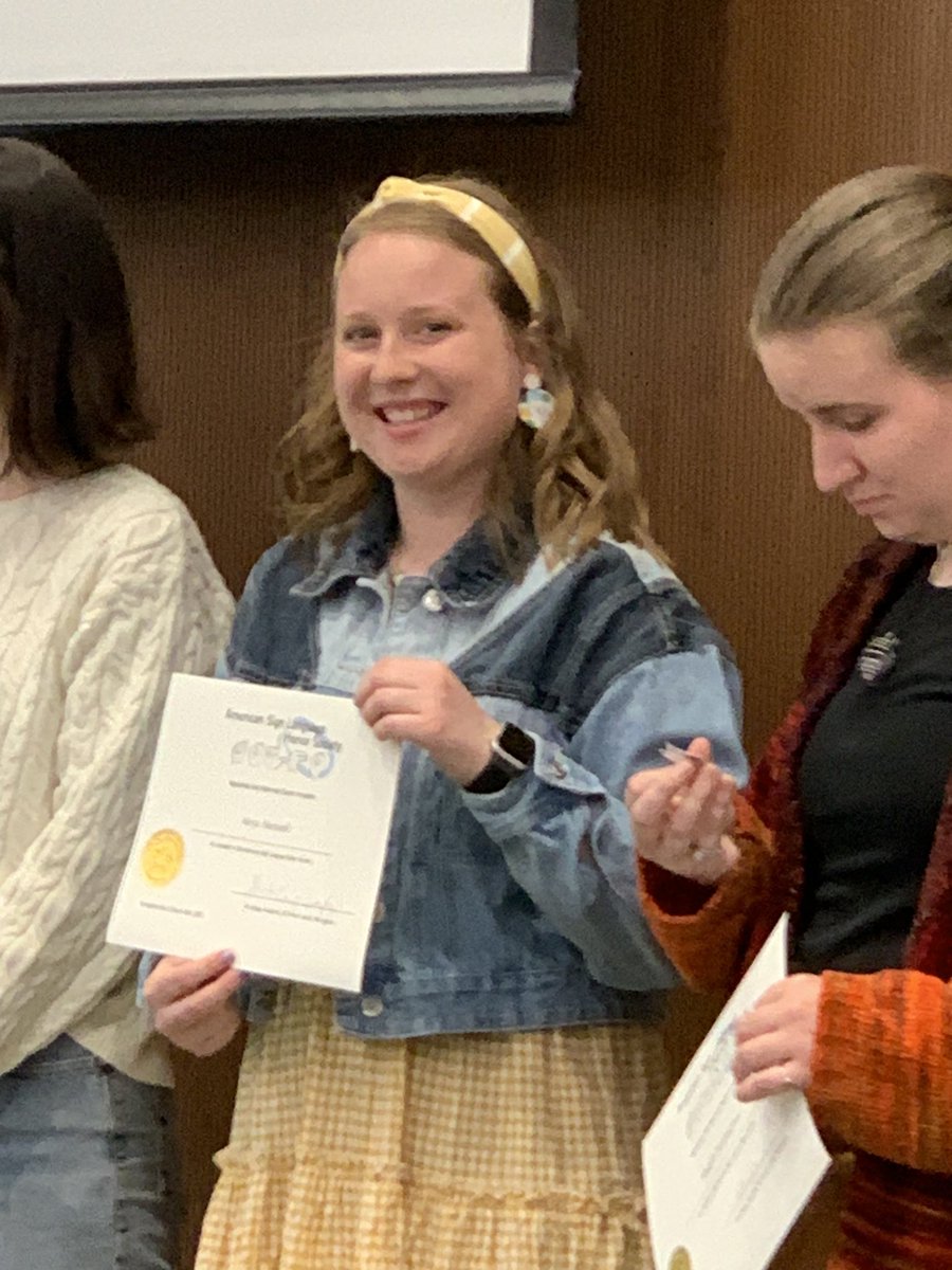 bjhunnell's tweet photo. So proud of my little girl!!  She was inducted into the American Sign Language Honor Society today!!  Way to go Aleya!!👍 https://t.co/g0mvV8wDZV