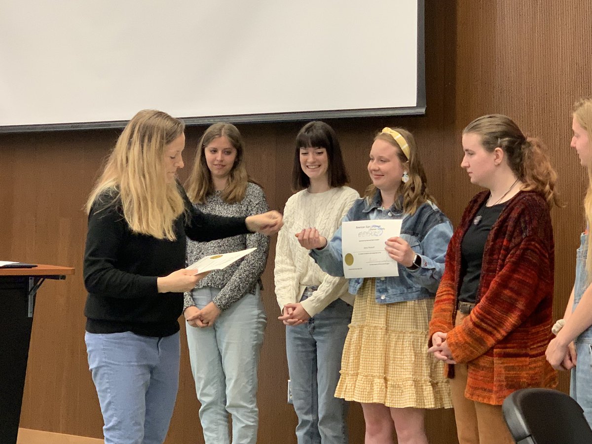 bjhunnell's tweet photo. So proud of my little girl!!  She was inducted into the American Sign Language Honor Society today!!  Way to go Aleya!!👍 https://t.co/g0mvV8wDZV