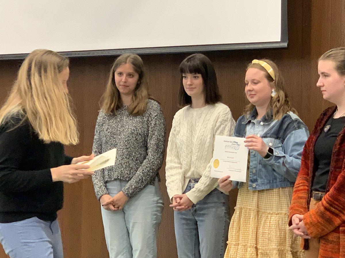 bjhunnell's tweet photo. So proud of my little girl!!  She was inducted into the American Sign Language Honor Society today!!  Way to go Aleya!!👍 https://t.co/g0mvV8wDZV
