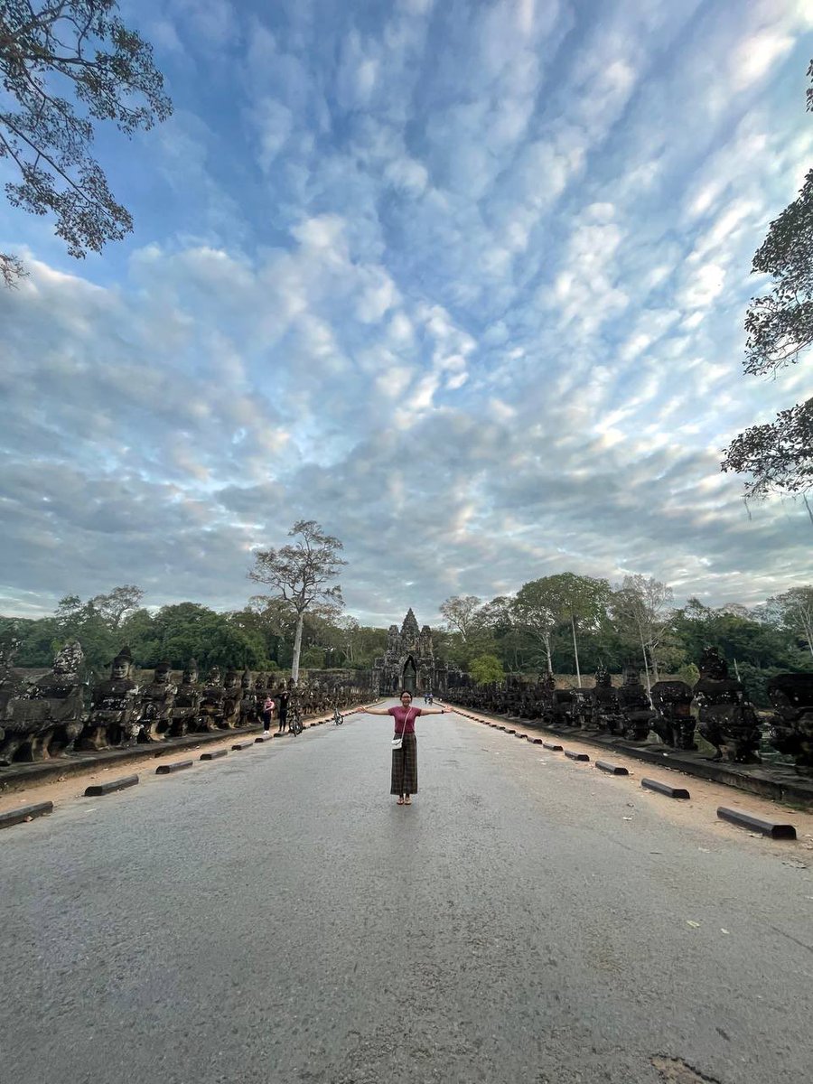 Siengheng's tweet photo. Happy Earth Day 🌎 https://t.co/Mfq5VsXkRJ