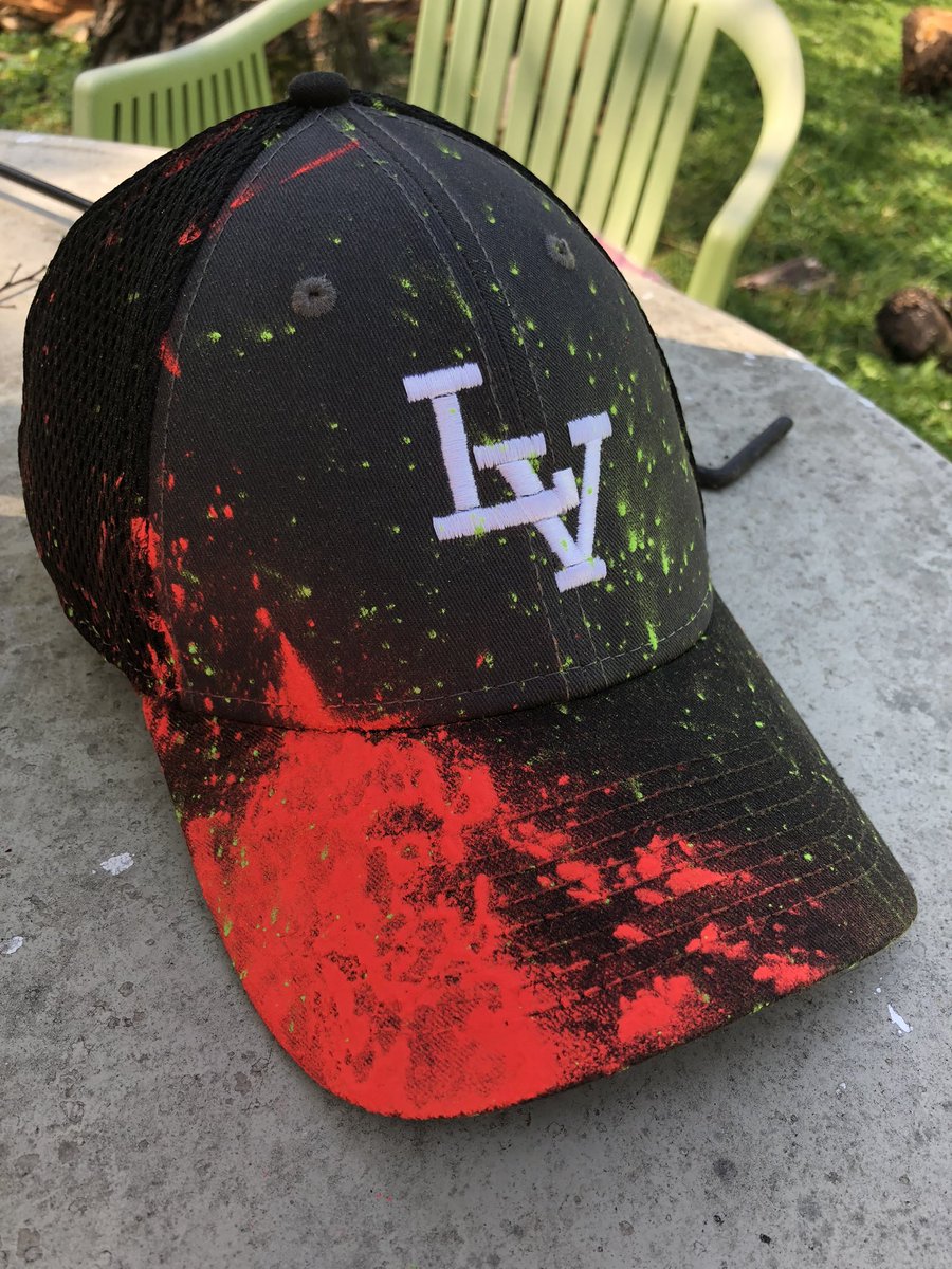 David Tad Russell tweet media