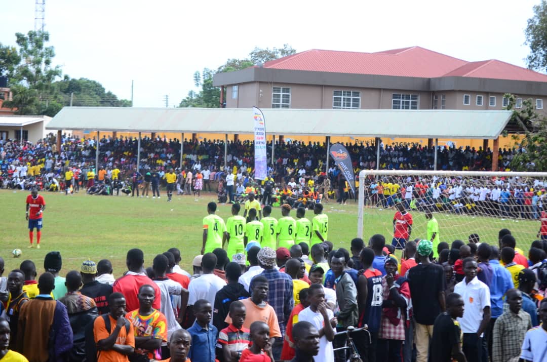NatsAbubakar's tweet photo. PHOTOS:
Today 22/04/2023 in Masindi District,thousand of people gathered for a Football match as they prepare for the Birthday Celebration of our Supreme Leader Gen Muhoozi Kainerugaba on Monday 24th/April/2023
Ugandans want to see General succeeding Pres: M7
#Mk49
Long Live Mk https://t.co/4s1R2XcR1Q