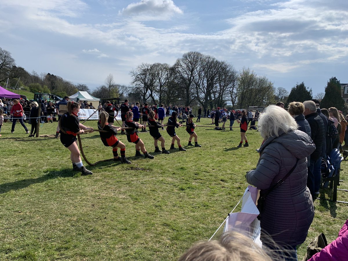 Anthea_Dickson's tweet photo. The #BeithShow was blessed with good weather &amp; it was great to see so many people out to enjoy the day eg @PGibsonSNP , #KennethGibson,MSP &amp; @magjohnson511. Plenty to view: livestock, tug of war, gymkhana, shows, steam engines &amp; rides. Fabulous family day out. https://t.co/xk0zgMViLx
