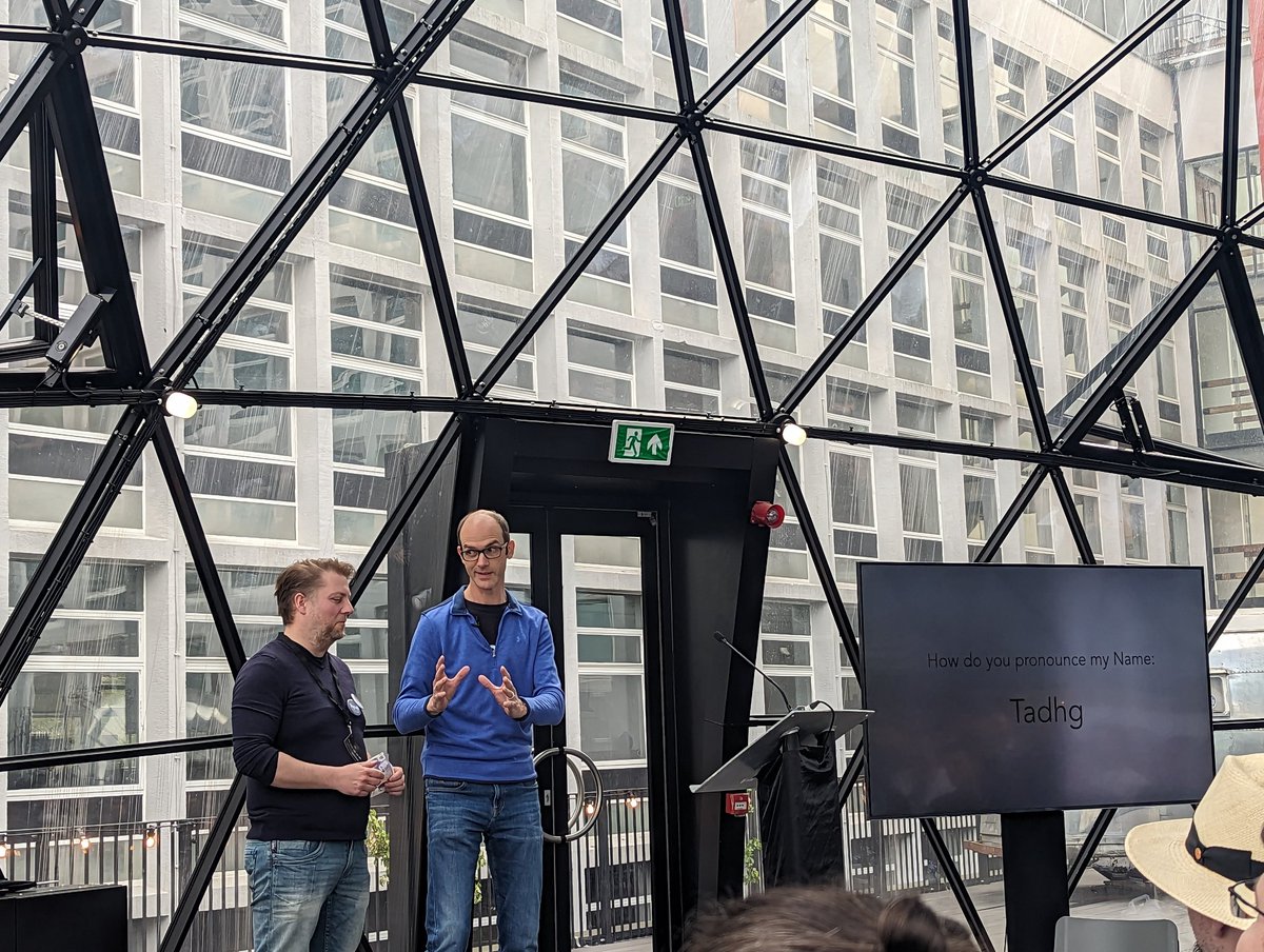 Kevin_L_Walker's tweet photo. Not actually sure yet wtaf @TadhgBowe 's talk is about, but some great craic so far as always all the same 😭 .  Happy birthday @PeterJaap #magetitansmcr https://t.co/A3ZjWXpiyU