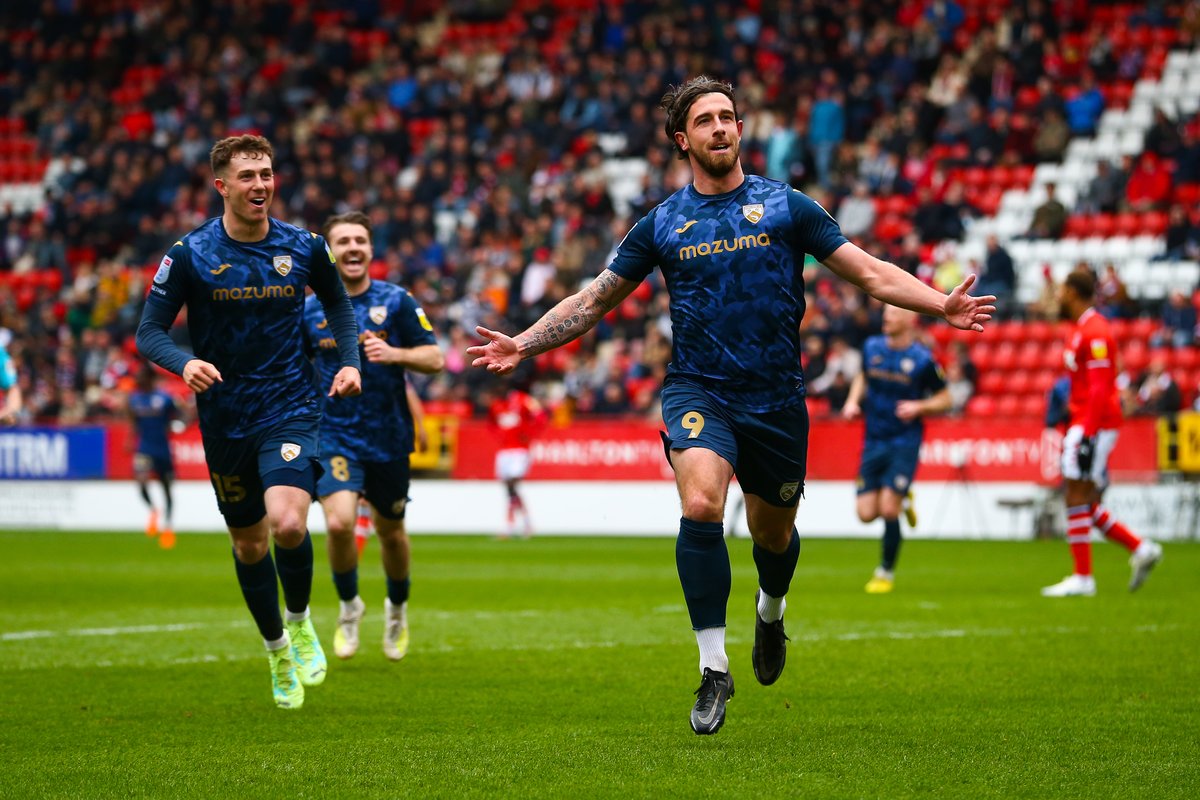 MorecambeFC's tweet photo. π
#UTS π¦ | #CHAvMOR https://t.co/ZF2HhmDaXO