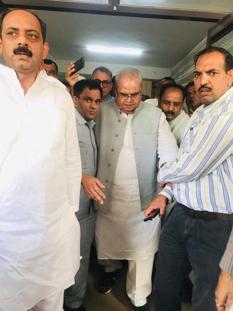 jatsmajmp11's tweet photo. मोदी जी जाट हैं हम, 
बस इतना याद रखना!! 
उखाड़ के रख देंगे एक झटके में सरकार और तानाशाह को!! 
इतिहास उठा के देख लेना एक बार हमारा ✊ https://t.co/4uvDPEr0bK