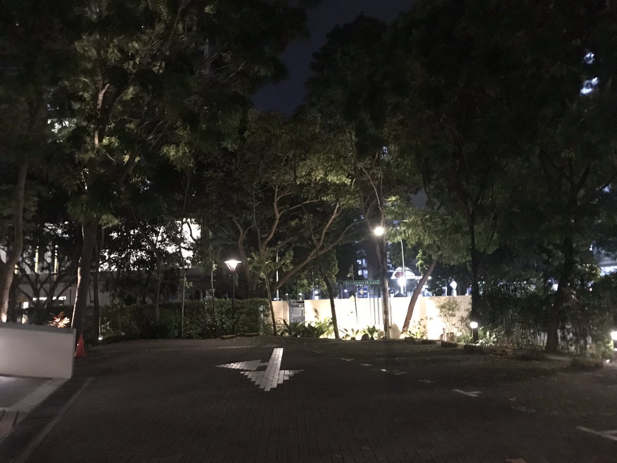 angexy's tweet photo. Can’t believe I have turned 26.

It’s the tenth year of my departure from hometown, the ninth year in Singapore. Have been looking for something.

I walked the same way back over again. Might go to see the sea on Monday. with these 10 years,may I finally found my inner peace. https://t.co/KPinbHHbks