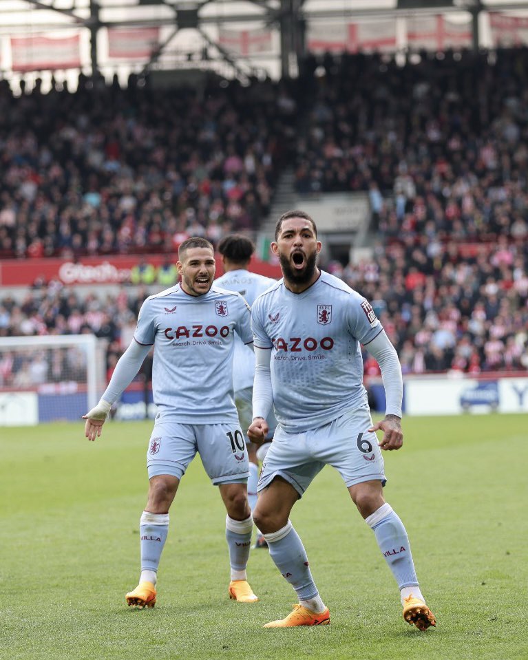 AVFCOfficial's tweet photo. Nine unbeaten in the @PremierLeague. ✅

We’ll recover and go again on Tuesday. 👊 https://t.co/6mSdVKAQpP