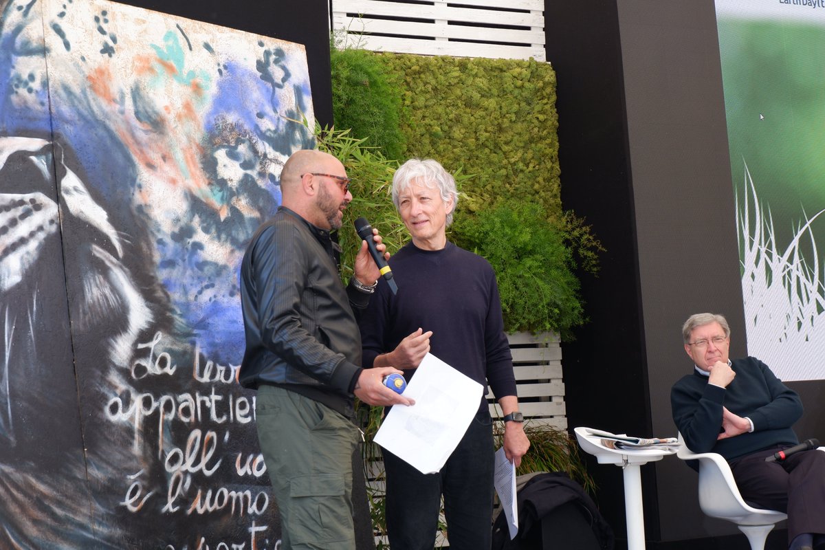 EnvDefenseEuro's tweet photo. #ICYMI This morning's insightful @EarthDayItalia expert panel session is now available for streaming! 
👉 [in 🇮🇹] https://t.co/8MHFZgr6Et

With @RiccardoLuna, @bologna_g, @wganapini, @PierluigiSassi, @jrockstrom, @MaxPaiella, @Sollazzoff and more. #EarthDay2023 https://t.co/ym8FZ19vnd