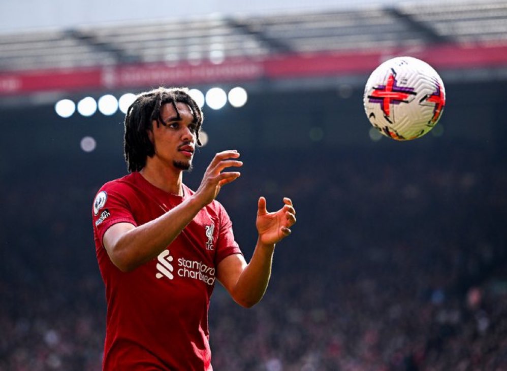 AnfieldEdition's tweet photo. Assist maestro 🎯 https://t.co/RKuuxAGLad