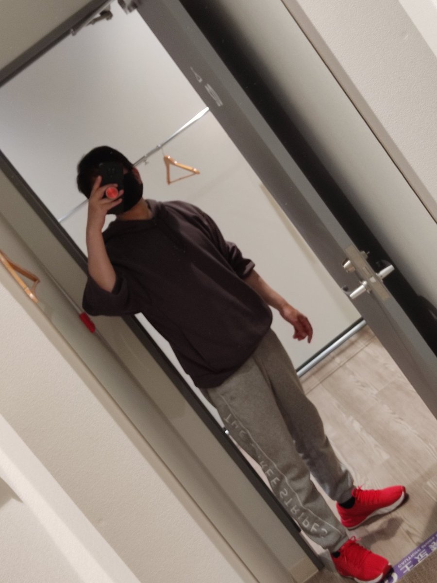 rintaro_workout's tweet photo. 肩、二頭、背中トレdone💪
今日初めてパワーグリップ使ってチンニングした
いつもよりラクだったー🙌
#筋トレ #筋トレ男子 #ワークアウト #workout #ボディメイク #bodymake #powergrip #ALLOUT https://t.co/YXeMGJO8wu