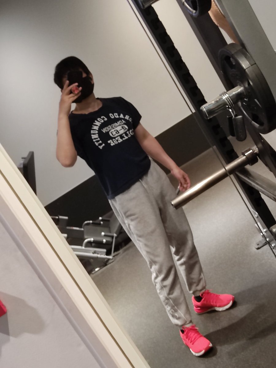 rintaro_workout's tweet photo. 肩、二頭、背中トレdone💪
今日初めてパワーグリップ使ってチンニングした
いつもよりラクだったー🙌
#筋トレ #筋トレ男子 #ワークアウト #workout #ボディメイク #bodymake #powergrip #ALLOUT https://t.co/YXeMGJO8wu