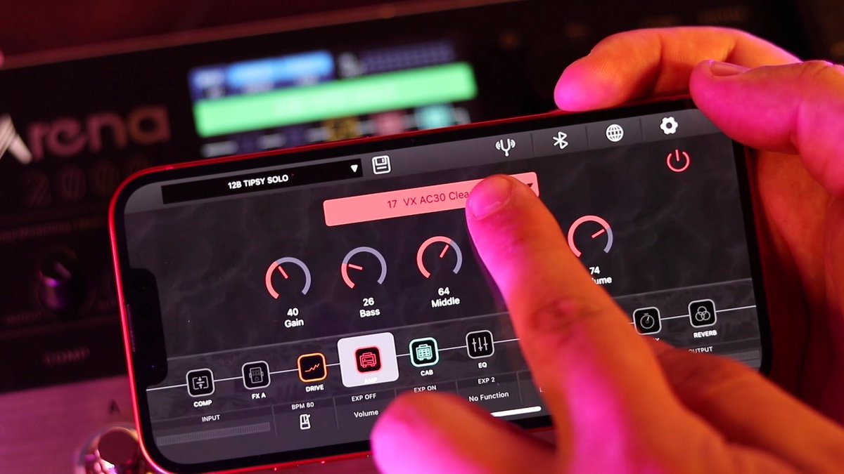 Vermilion_God's tweet photo. Itβs small but mighty. Itβs portable but powerful.
Thanks @DonnerMusic for a fantastic tool for experimenting with different tones and exploring new genres.
#donner #arena2000 #multifx #guitar #gear #musicalinstrument #device #guitarist https://t.co/WqRfgFtClr
