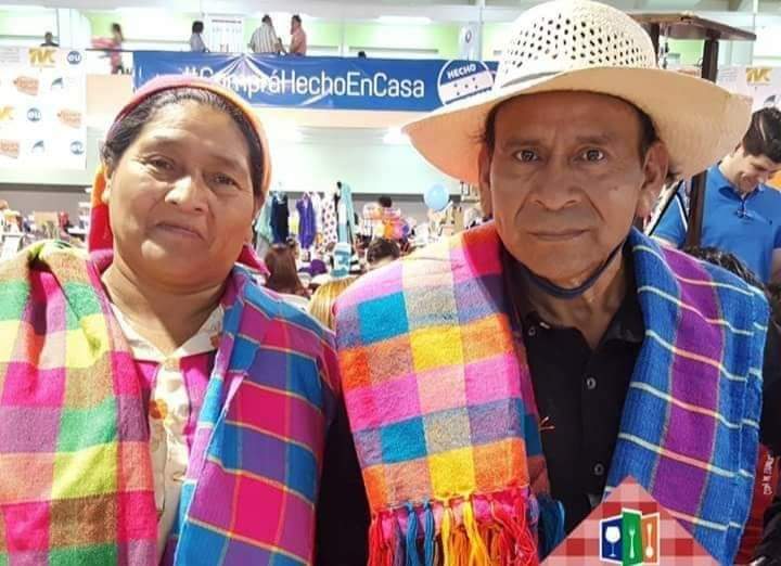 MIURAdalCuore's tweet photo. Hasta los señores se quedan perplejos con la estupidez de la oposición #cachunarca.

#NoVolveran https://t.co/kRz3PWrBfE