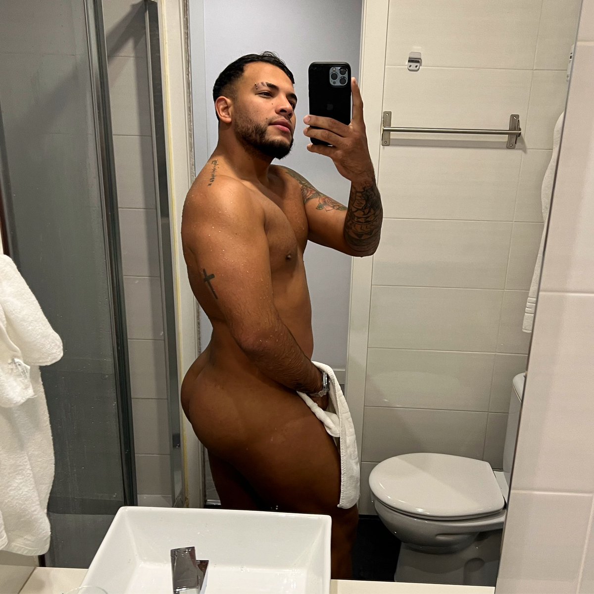 Yen_fitt's tweet photo. Que se hace, con este clima ? 🌧️❄️💦 #Yen #Venezuela #Hot #Sex #Follow #Onlyfans https://t.co/OrVkOPiD2i
