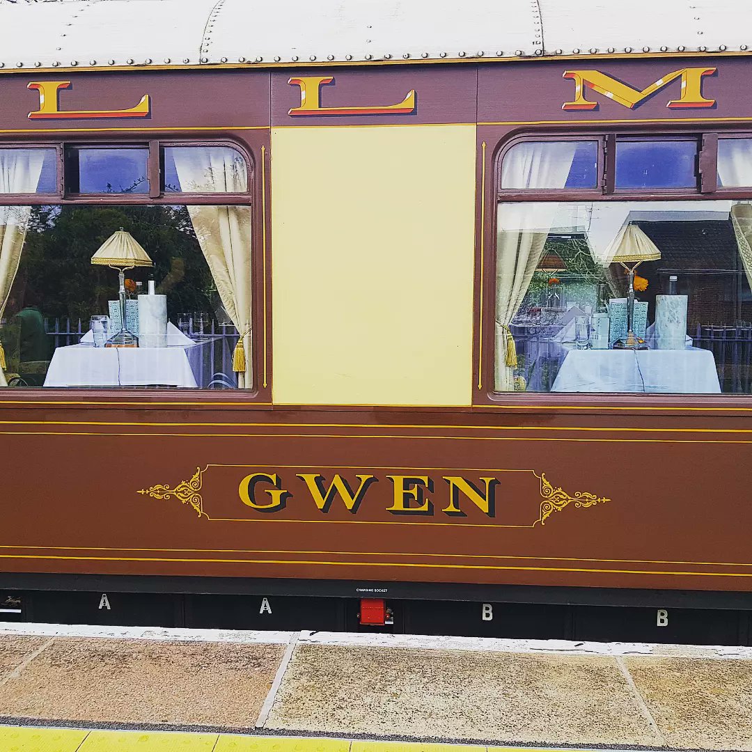 Librarywitch's tweet image. Fantastic day on the British Pullman. Such a beautiful train and the food was amazing.
