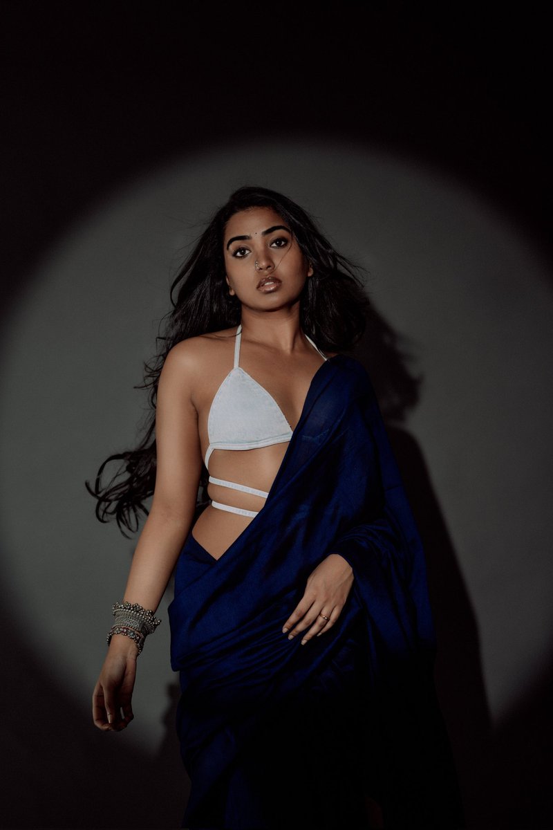 cinediary's tweet photo. @ShivathmikaR looks stunning #ShivathmikaRajashekar #HBDShivathmikaRajashekar https://t.co/hgNnNAfAOy