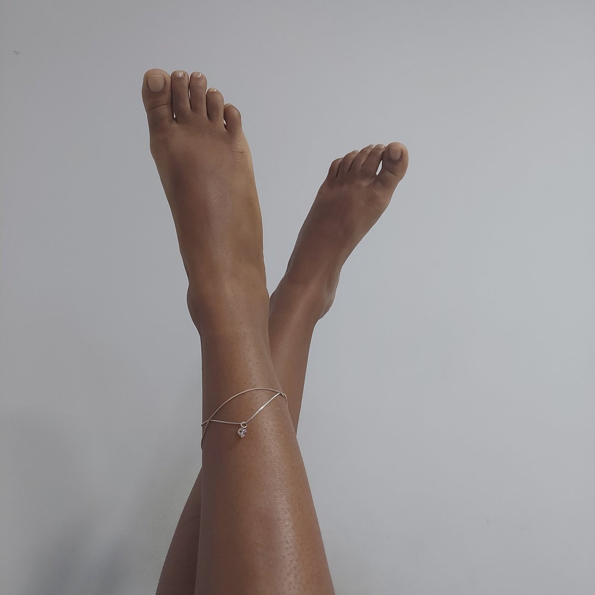BABYBRAZILFEET's tweet photo. Pretty? https://t.co/NwbGZ3BRhL