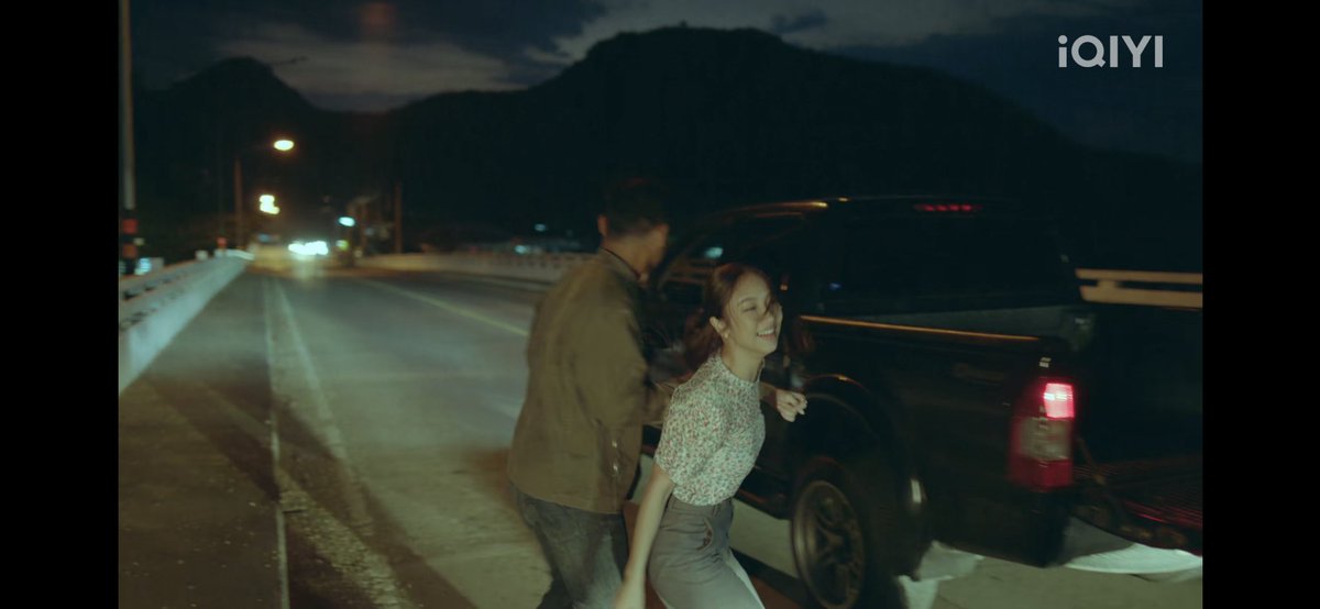 RudzaniFudanshi's tweet photo. What the HELL 😳
#ChainsOfHeartEP9
#ChainsOfHeartFinalEp
#ตรวนธรณี https://t.co/eGZTCPjL0Q