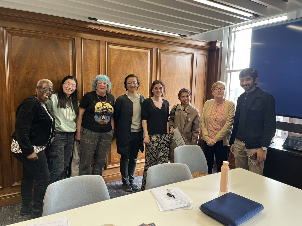 Excellent Weekend Workshop with <a href="/ImogenPeck2/">Imogen Peck</a> exploring our family archives at #TheExchangeUoB great interaction &amp; contribution from all with stories &amp; objects from across the globe shared