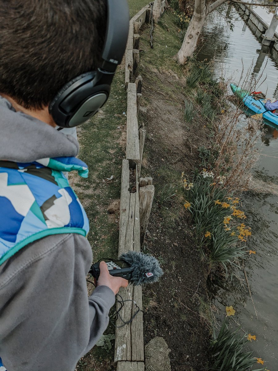 Community participants created their own experimental Lincolnshire soundscapes in a collaboration with @SirenFM today 🔊 

The audio will be broadcast on Siren tomorrow: 1pm 🕐 

Img: <a href="/ThereGoesRose/">Rose Braisby</a> 

#CoCreation #Creativity