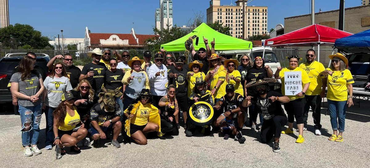 KinggMarzz's tweet photo. #HornsForward @XFL2023 @XFLBrahmas #Tailgate π‘π€π½β«οΈ #GoBrahmasGo https://t.co/h1teK6MbjC