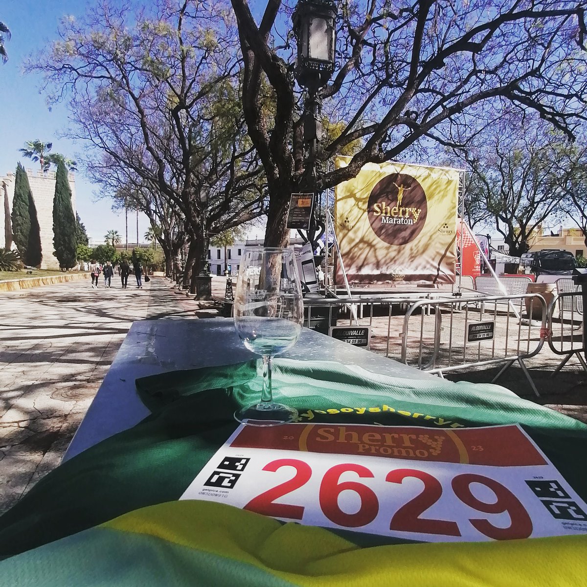 reromab's tweet photo. Preparando motores para #PromoSherryMaratón #sherrymaratón2022 #Jerez #marchanordica https://t.co/fYBwRBwbqP