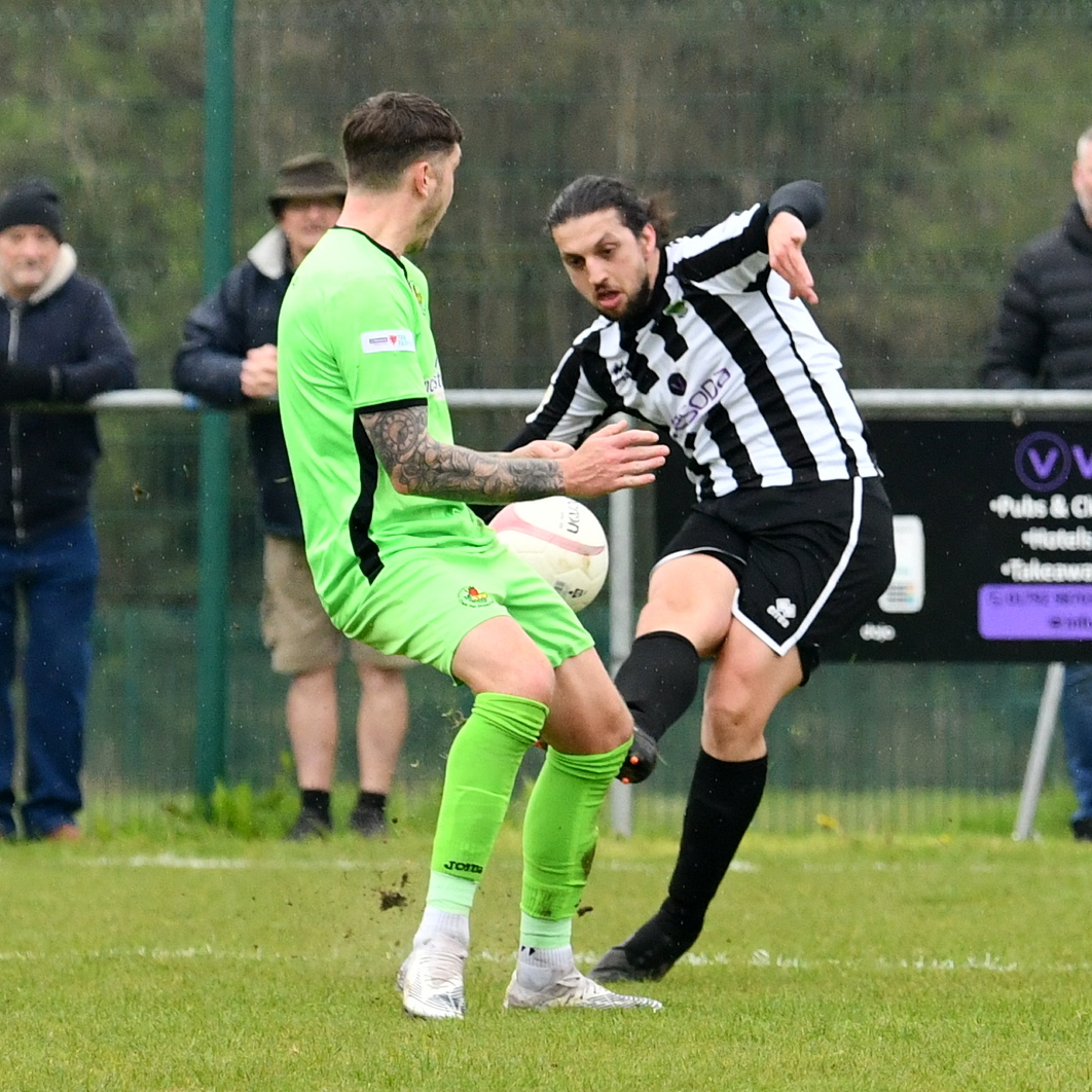 dorward_nick's tweet photo. JD scores another special one to make the game v Ammanford safe https://t.co/Xa0GelzM0f