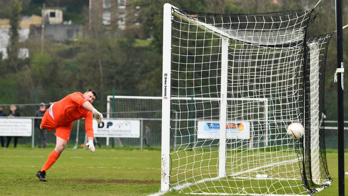 dorward_nick's tweet photo. JD scores another special one to make the game v Ammanford safe https://t.co/Xa0GelzM0f