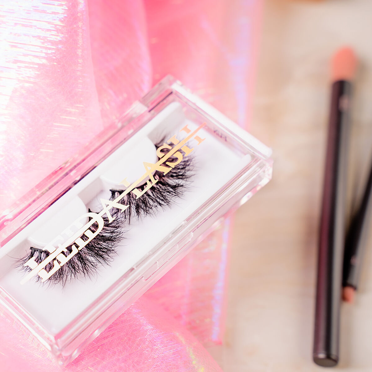 LeidaLash's tweet photo. When you are looking for 3d Lahses, Leida Lash is where you should go. 

#lashes #3d #mua #LookOfTheDay #beauty https://t.co/nn78mh5o7D