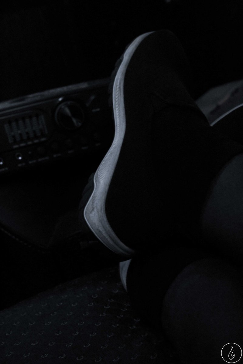 firebrand898's tweet photo. Black footwear match any outfit 
Today's pic 

📸 by @yongkriss_no1
Taken with @CanonUSApro EOS REBEL T6 
Edited with @Photoshop

#firebrand
#black #fashion #footwear https://t.co/yVZ0FwreHA