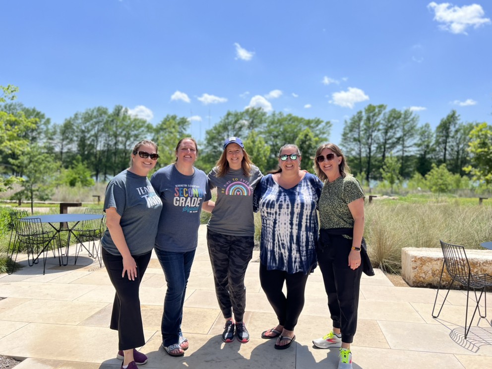 KrugerRRISD's tweet photo. @HerringtonRRISD Teamwork makes the dream work! #2ndgrade @HoldsworthCentr https://t.co/Pn4BgsLCtK