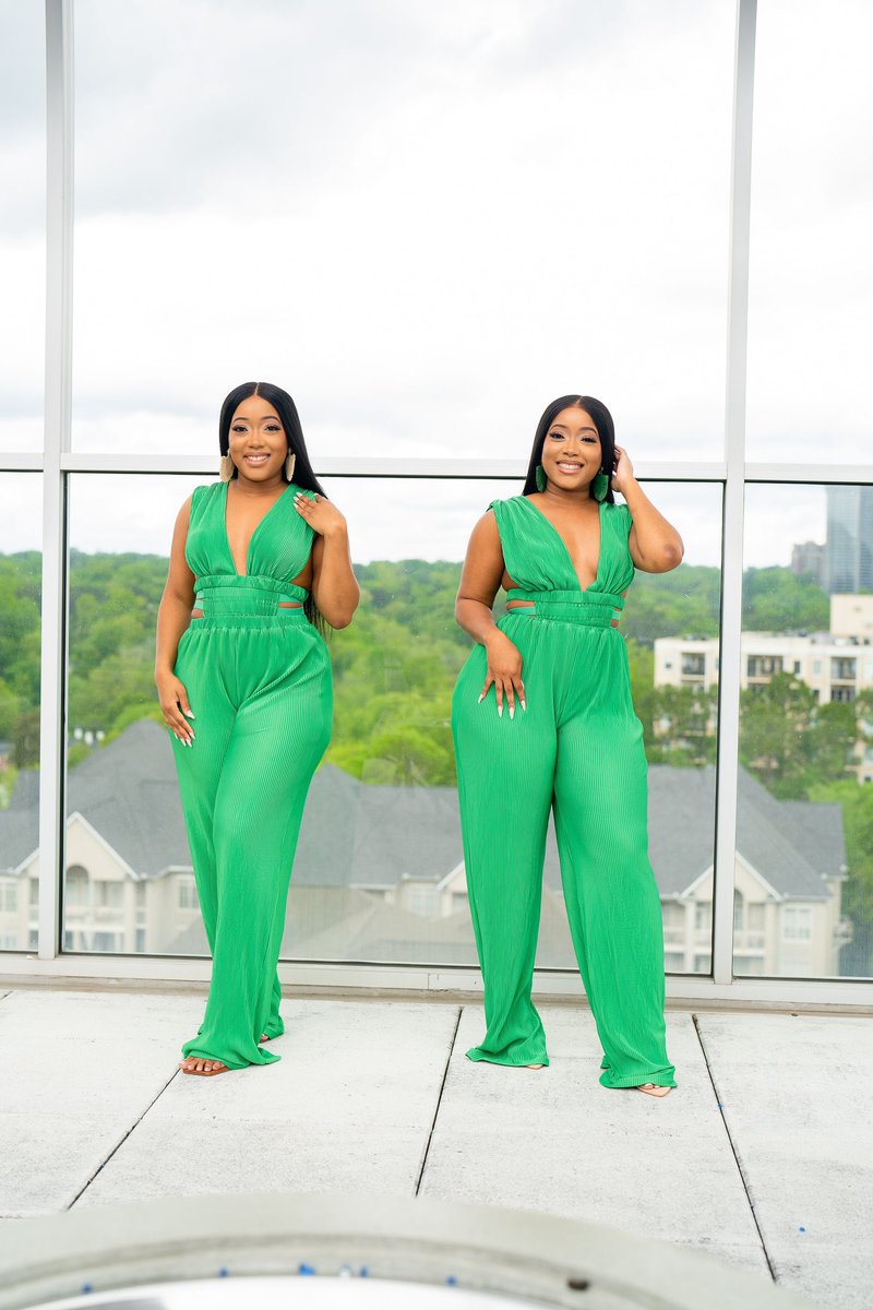AustinsKloset's tweet photo. Step into Spring with Austin’s Kloset NEW LOOKS!!
https://t.co/GFTZxkxCto https://t.co/HUQ3Z17uDM
