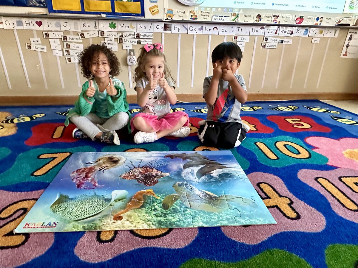 We loved celebrating Earth Day in Pre-K! Special thanks to ⁦Ms. Tate for her wonderful presentation for our young Pelicans!🌎❤️😊⁦<a href="/TeachEverglades/">EvergladesEducation</a>⁩ ⁦<a href="/PoincianaCCPS/">Poinciana Elementary</a>⁩ ⁦<a href="/CCPS_PRE_K/">Collier County Public Schools PRE-K Programs</a>⁩