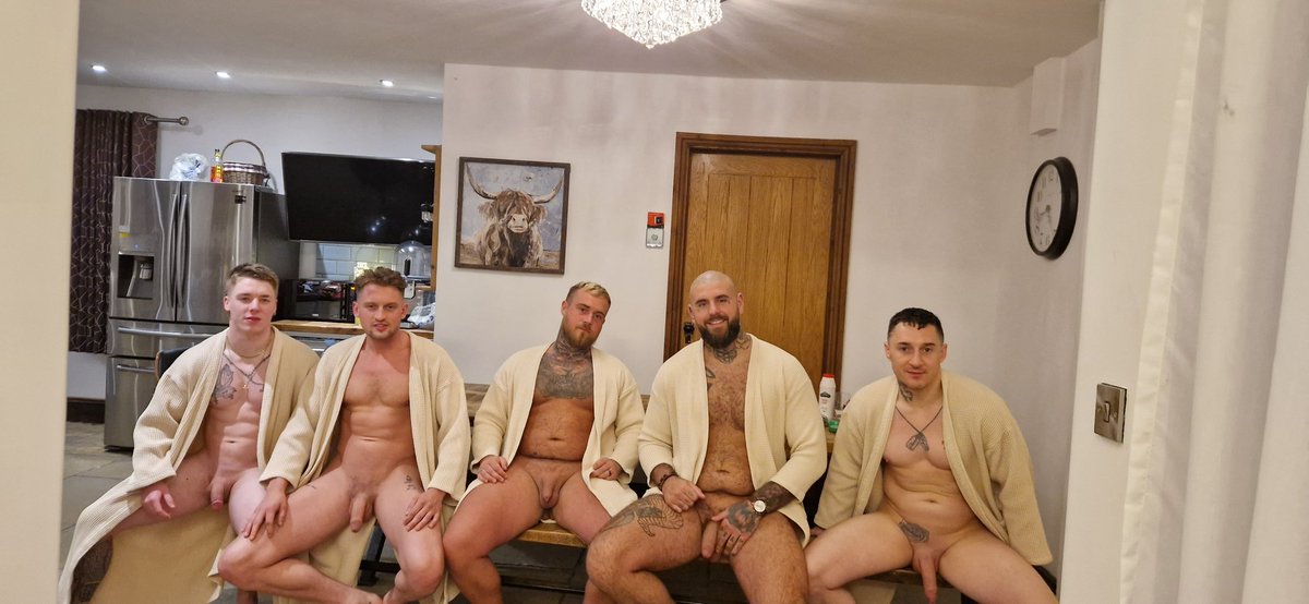 cock_irish's tweet photo. @LilD_1999  
@ryanclarkeuk 
@InkedwithKinks 
@Alphabigmale 
@cock_irish 

Pick 1 

Who u taking 👀 https://t.co/d1GZHlebrK