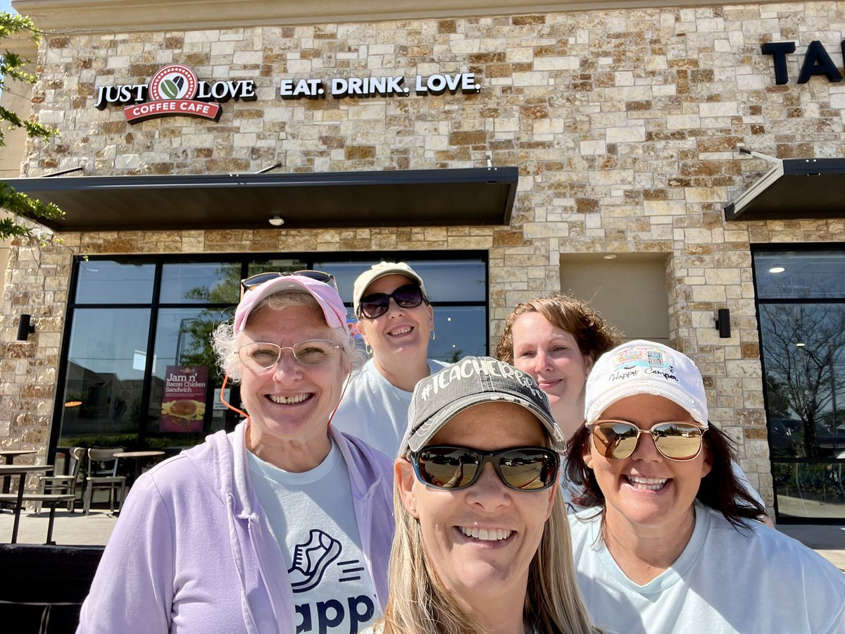 CPESFerguson's tweet photo. Post Fun Run ☕️ and 🥑🍞 with friends. We had a great time this morning with our @TISDCPES family! https://t.co/pZ1yNk30Rk