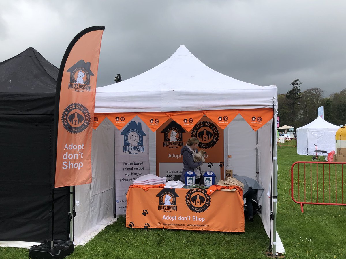 BOARDMANV's tweet photo. Thanks for dropping by @petethevet @MilosMission @vodkafordogpeople at Pups in the Park - today and tomorrow Marley Park, Dublin / Cork Showgrounds next weekend 🐾🐶 #VBPR https://t.co/iQlH4z7NYW
