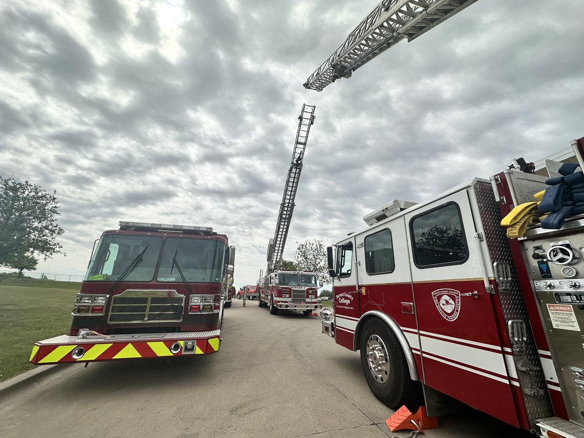 PeterMFirehouse's tweet image. At @TCCollege where they are celebrating the graduation of their 100th #firefighter recruit academy today. It started as one classroom and one pumper and is now a state-of-the-art training academy. #firefightertraining #class100