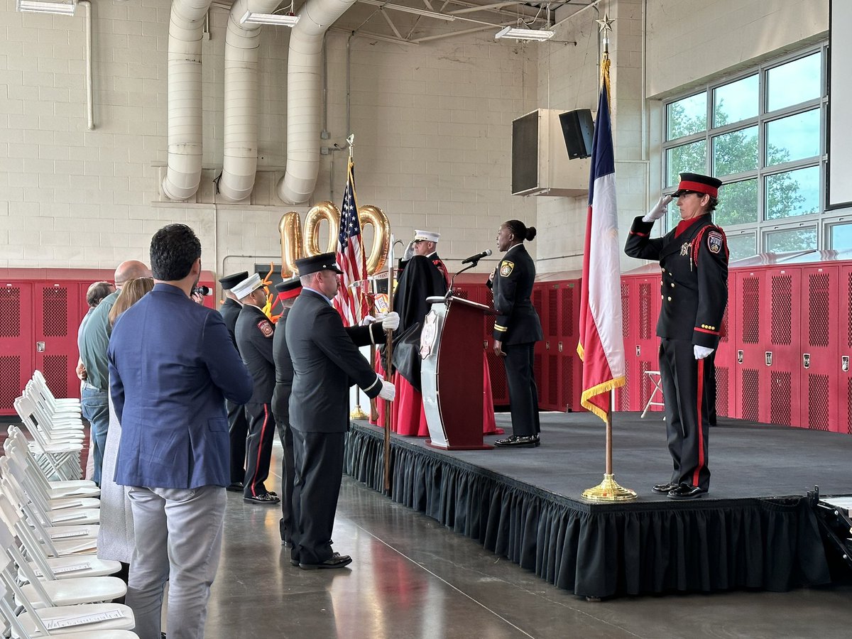 PeterMFirehouse's tweet image. At @TCCollege where they are celebrating the graduation of their 100th #firefighter recruit academy today. It started as one classroom and one pumper and is now a state-of-the-art training academy. #firefightertraining #class100