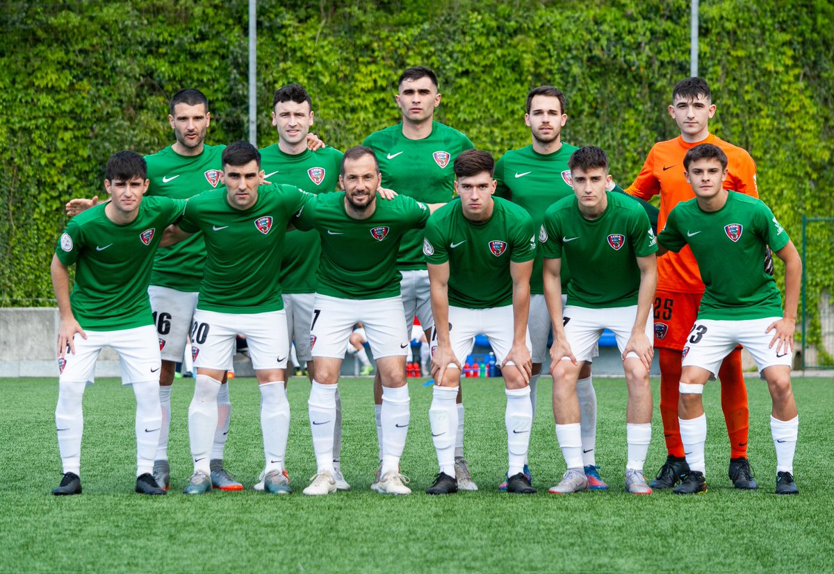 SDLEIOAoficial's tweet photo. ⏱️ 30' | 0-0 | Gaurko hamaikak 📸

#AupaLeioaBETI 💙❤️ #PasaiaLeioa #TerceraFederación https://t.co/MdDSLb8dRP