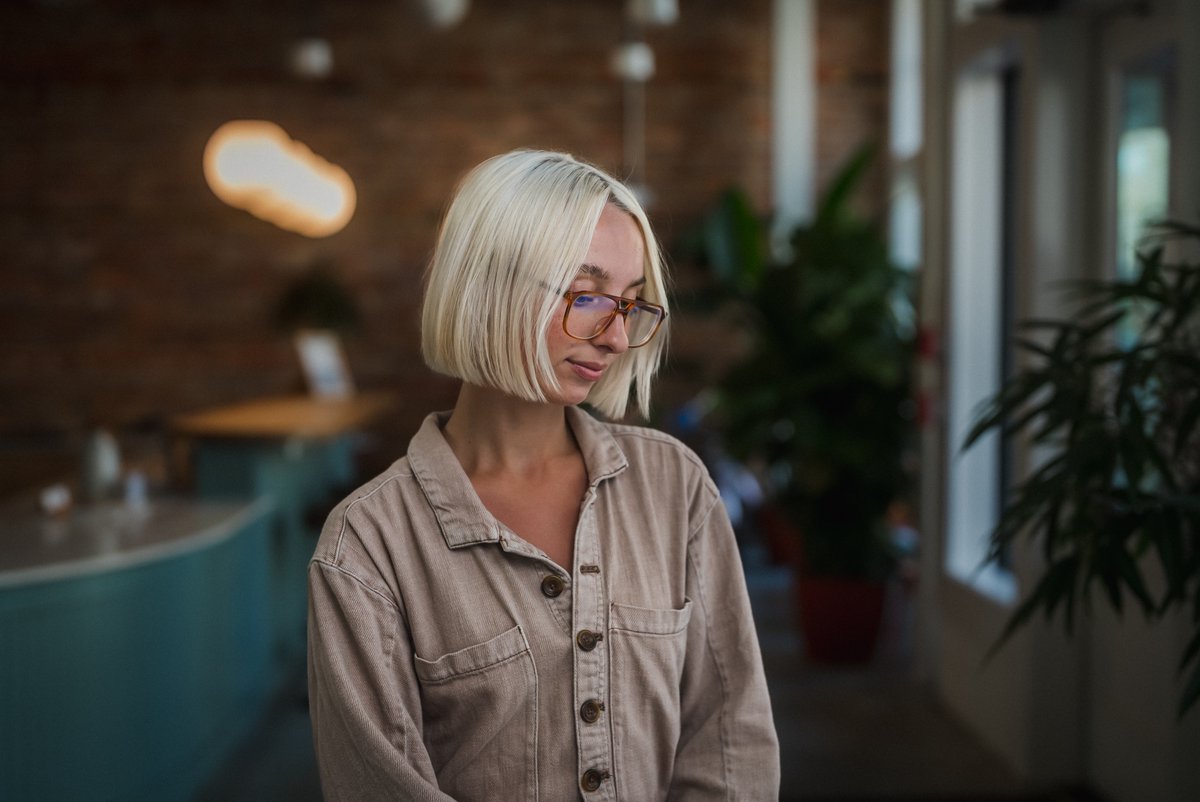 Huge thank you to the team at Common Desk for helping organize this shoot! They still have a couple seats left if you are interested in a space to work and surround yourself with remarkable people and helpful resources. 💻📈
Let’s not forget the amazing coffee bar! ☕️